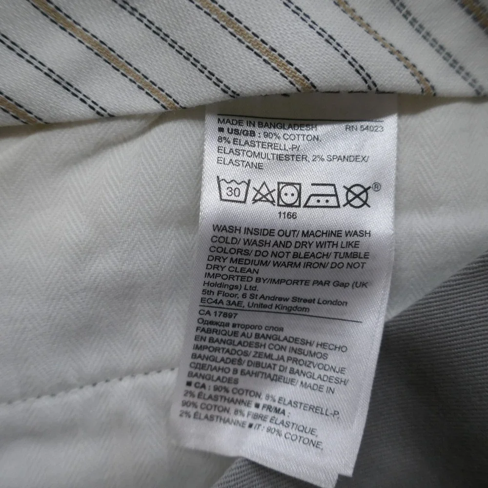Banana Republic movement chino